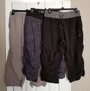 Athletic capri style pants x 3, medium